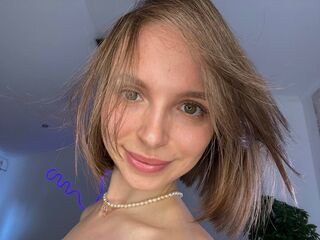 AllieBlack's Australian live cam shows Profile Image